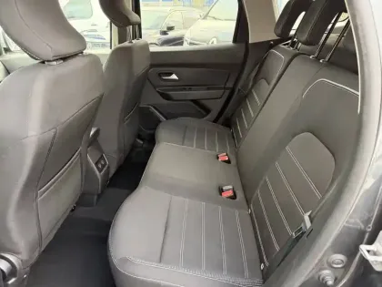 Photo 10 Dacia Duster  TCe 150 FAP 4x2 EDC