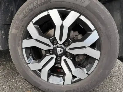 Photo 13 Dacia Duster  TCe 150 FAP 4x2 EDC