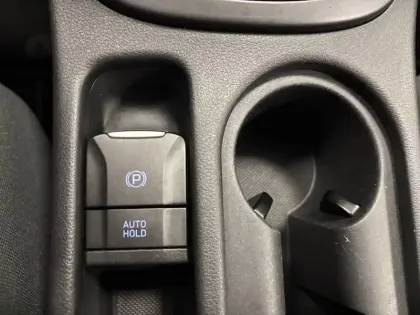 Photo 34 Hyundai Kona  Hybrid 141