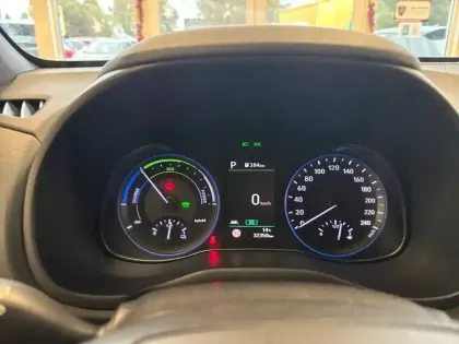 Photo 33 Hyundai Kona  Hybrid 141