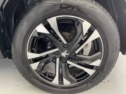 Photo 48 Peugeot 2008  PureTech 130 S&S EAT8