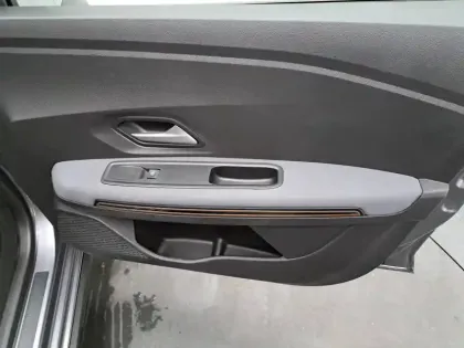 Photo 24 Dacia Sandero  ECO-G 100 GSR2