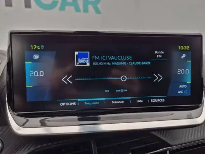 Photo 31 Peugeot 2008  Electrique 136 ch