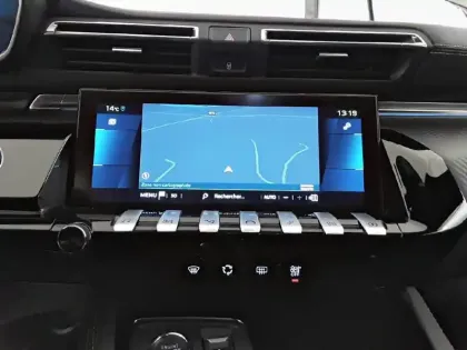 Photo 14 Peugeot 508  Hybrid 225 e-EAT8