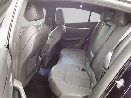 Photo 11 Peugeot 508  Hybrid 225 e-EAT8