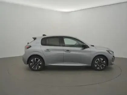 Photo 24 Peugeot 208  Hybrid 110 e-DCS6