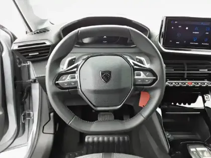 Photo 8 Peugeot 208  Hybrid 110 e-DCS6