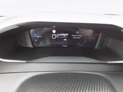 Photo 30 Peugeot 208  Hybrid 110 e-DCS6