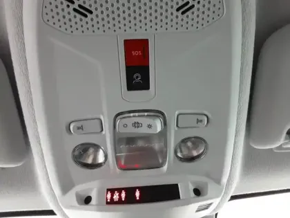 Photo 39 Peugeot 208  Hybrid 110 e-DCS6