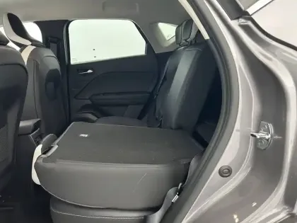 Photo 38 Renault Captur  TCe 90 - 21