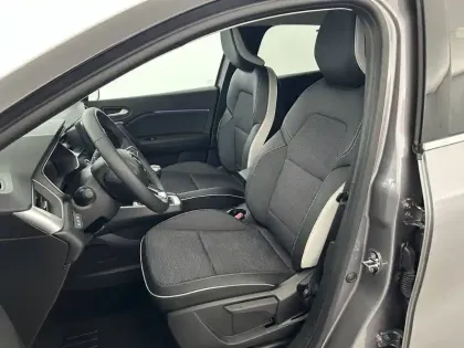 Photo 22 Renault Captur  TCe 90 - 21