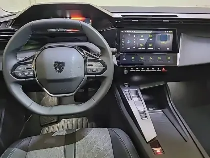 Photo 7 Peugeot 408  PureTech 130 ch S&S EAT8