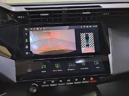 Photo 19 Peugeot 408  PureTech 130 ch S&S EAT8