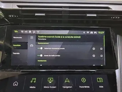 Photo 20 Peugeot 408  PureTech 130 ch S&S EAT8