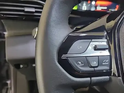 Photo 59 Peugeot 408  PureTech 130 ch S&S EAT8