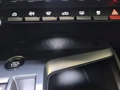 Photo 24 Peugeot 408  PureTech 130 ch S&S EAT8