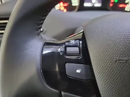 Photo 28 Peugeot 308  PureTech 110ch S&S BVM6