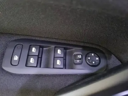 Photo 31 Peugeot 308  PureTech 110ch S&S BVM6