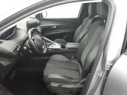 Photo 34 Peugeot 3008  Hybrid 225 e-EAT8