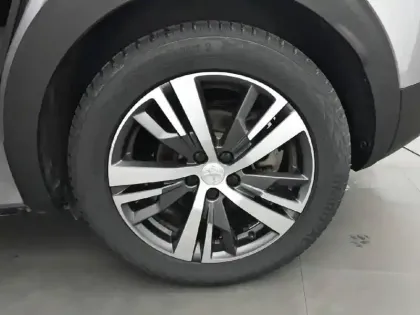 Photo 36 Peugeot 3008  Hybrid 225 e-EAT8