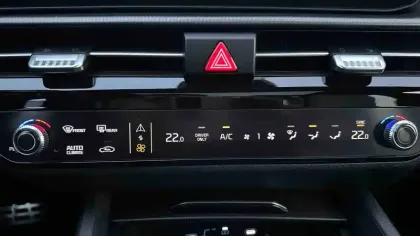 Photo 18 Kia Sportage  Hybride 239 ch BVA6