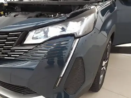 Photo 15 Peugeot 3008  Hybrid 225 e-EAT8