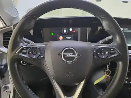 Photo 8 Opel Mokka  1.2 Turbo 100 ch BVM6