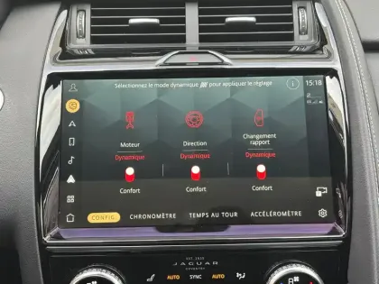 Photo 29 Jaguar E-Pace  2.0 P200 ch FlexFuel MHEV AWD BVA