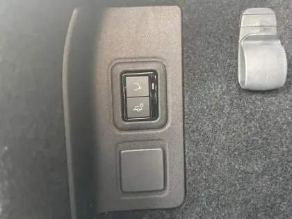 Photo 25 Jaguar E-Pace  2.0 P200 ch FlexFuel MHEV AWD BVA