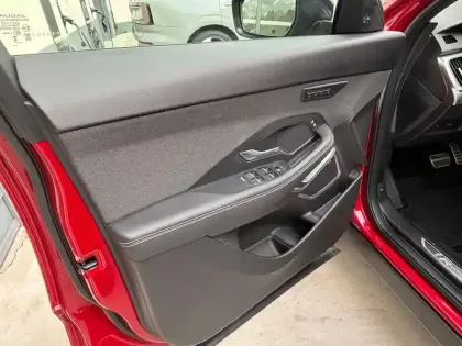 Photo 13 Jaguar E-Pace  2.0 P200 ch FlexFuel MHEV AWD BVA