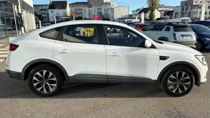 Photo 5 Renault Arkana  E-Tech 145