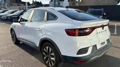 Photo 2 Renault Arkana  E-Tech 145