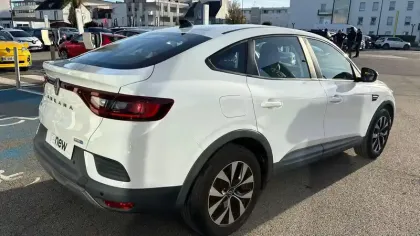 Photo 4 Renault Arkana  E-Tech 145