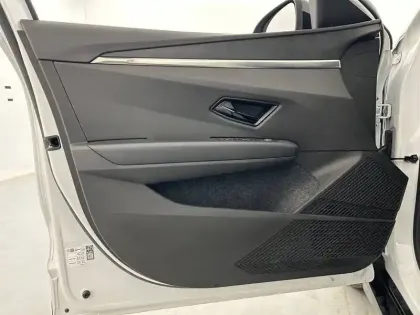 Photo 19 Renault Megane  E-Tech EV40 130ch standard charge