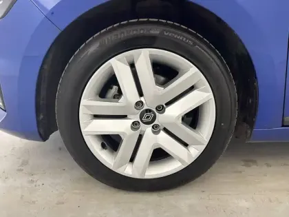 Photo 23 Renault Clio  Blue dCi 100 ch GSR2