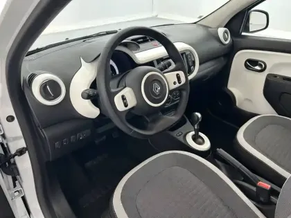 Photo 18 Renault Twingo  III Achat Intégral - 21