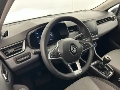 Photo 23 Renault Clio  Blue dCi 100 ch GSR2