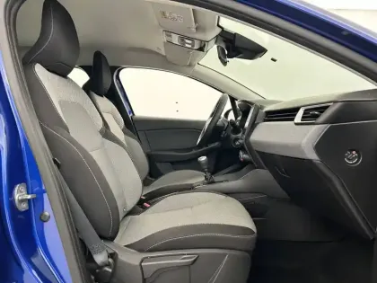 Photo 27 Renault Clio  Blue dCi 100 ch GSR2