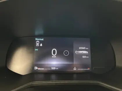 Photo 30 Renault Clio  Blue dCi 100 ch GSR2