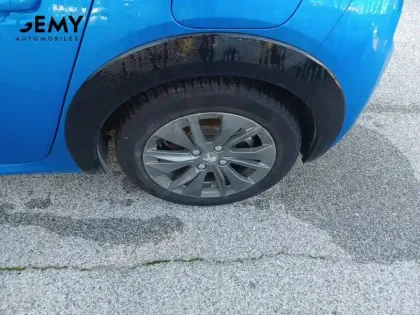 Photo 29 Peugeot 208 Gén. II Ph1 NG Allure 5