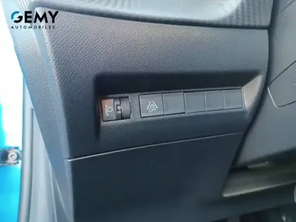 Photo 12 Peugeot 208  Electrique 50 kWh 136ch