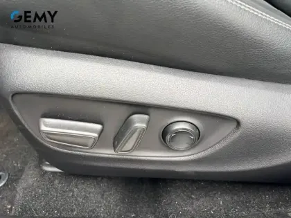 Photo 13 Toyota Rav4  Hybride 218 ch 2WD