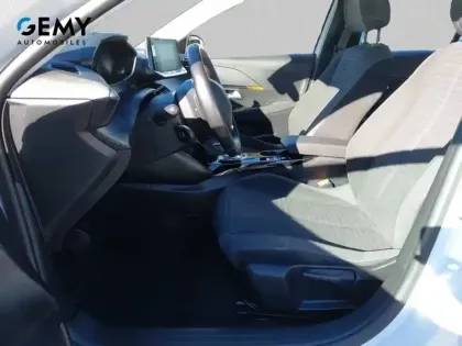 Photo 8 Peugeot 208  Electrique 50 kWh 136ch