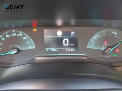 Photo 17 Peugeot 208  Electrique 50 kWh 136ch