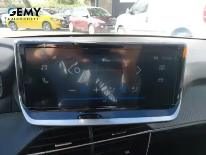 Photo 13 Peugeot 208  PureTech 100 S&S BVM6