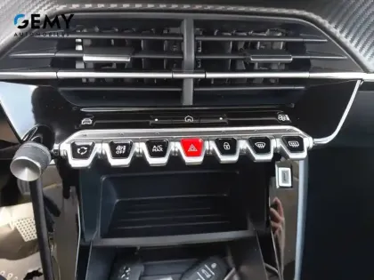 Photo 15 Peugeot 208  PureTech 100 S&S BVM6