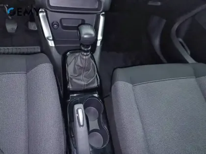 Photo 13 Citroën C3 Aircross  PureTech 110 S&S BVM6