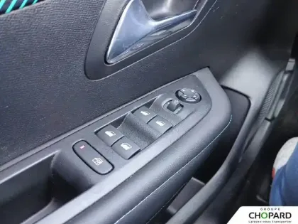 Photo 60 Peugeot 208  Electrique 50 kWh 136ch