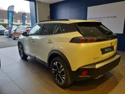 Photo 6 Peugeot 2008  BlueHDi 130 S&S EAT8