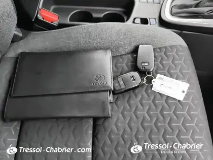 Photo 15 Toyota Yaris  Cross Hybride 116h 2WD Design